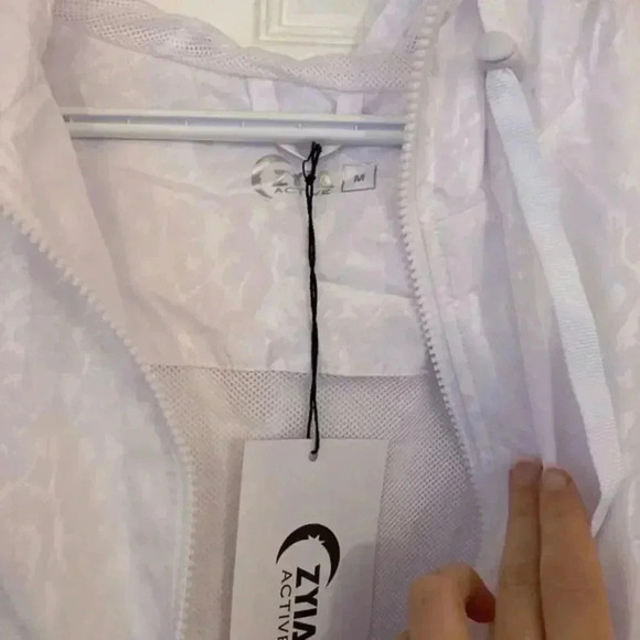 WHITE Zyia Bomber Jacket-Medium - Picture 3 of 5